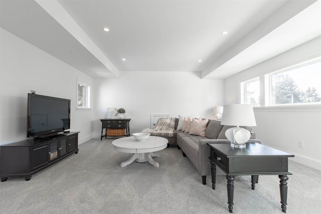 All White Room Ideas 2019 Ways To Decorate With White Gambrick