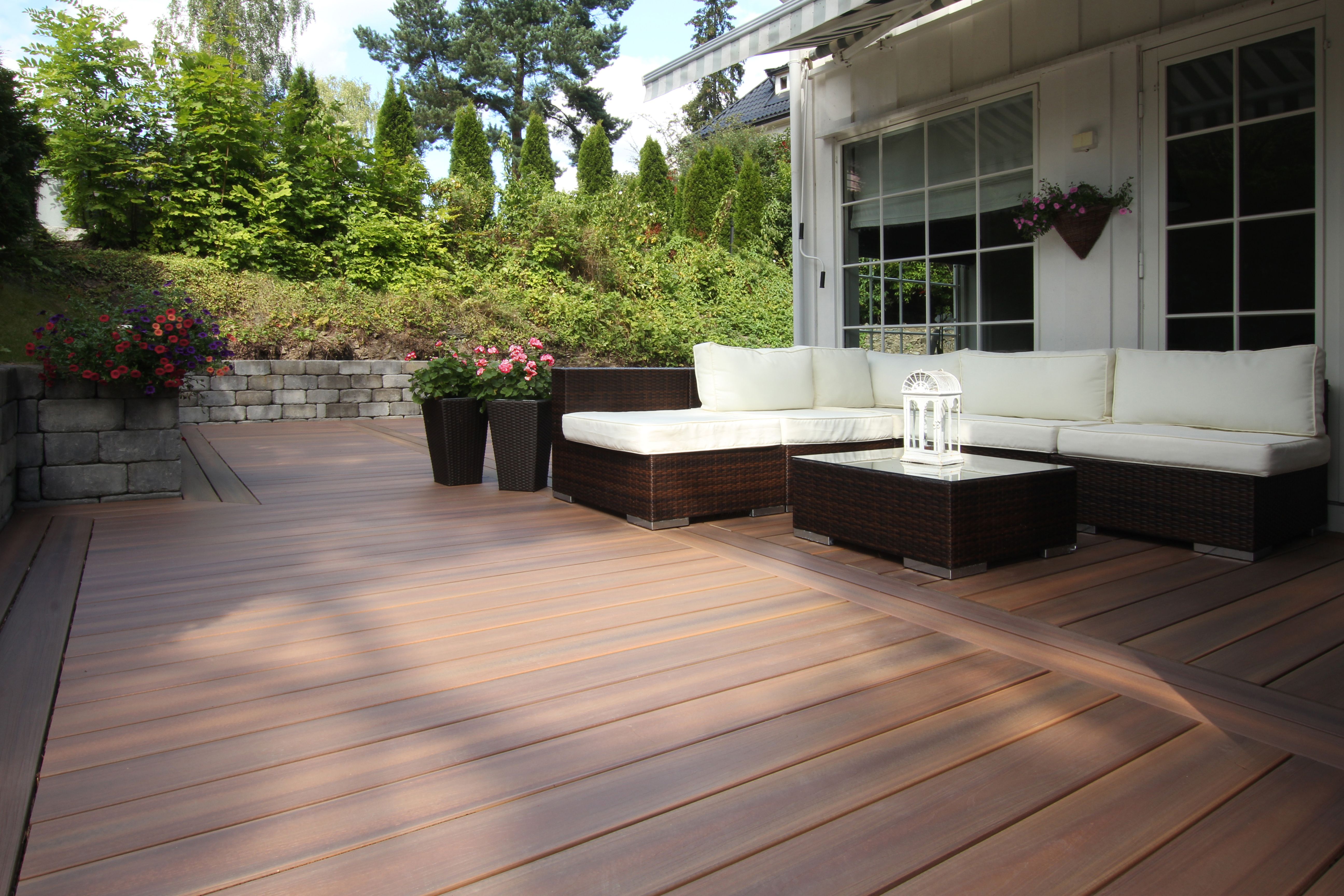 Trex vs Timbertech Decking Pros & Cons Gambrick