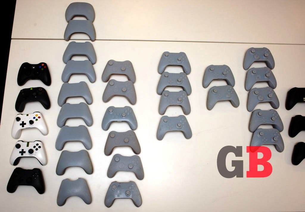 A COUNTERREVOLUTION IN THE HANDS THE CONSOLE CONTROLLER AS AN