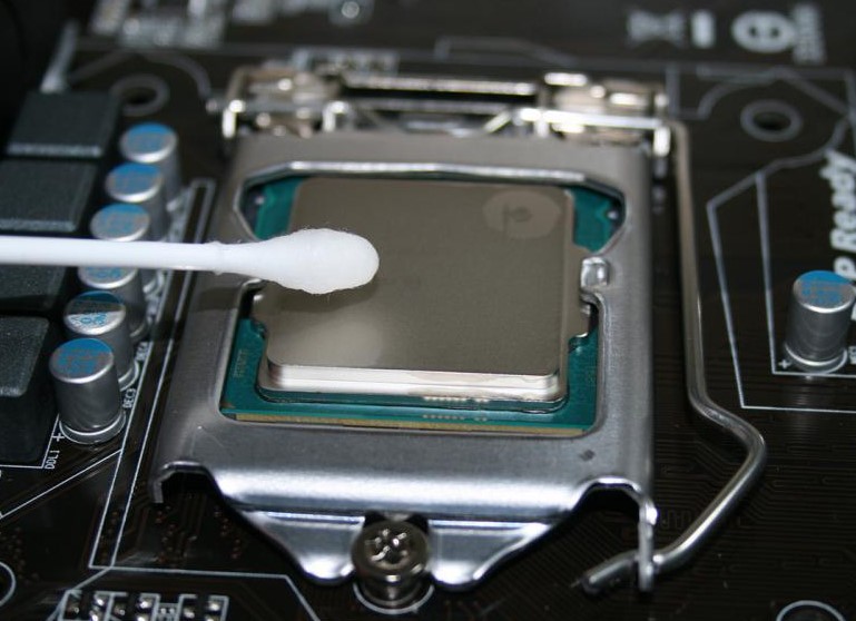 Why and how often should the thermal grease on the processor be changed