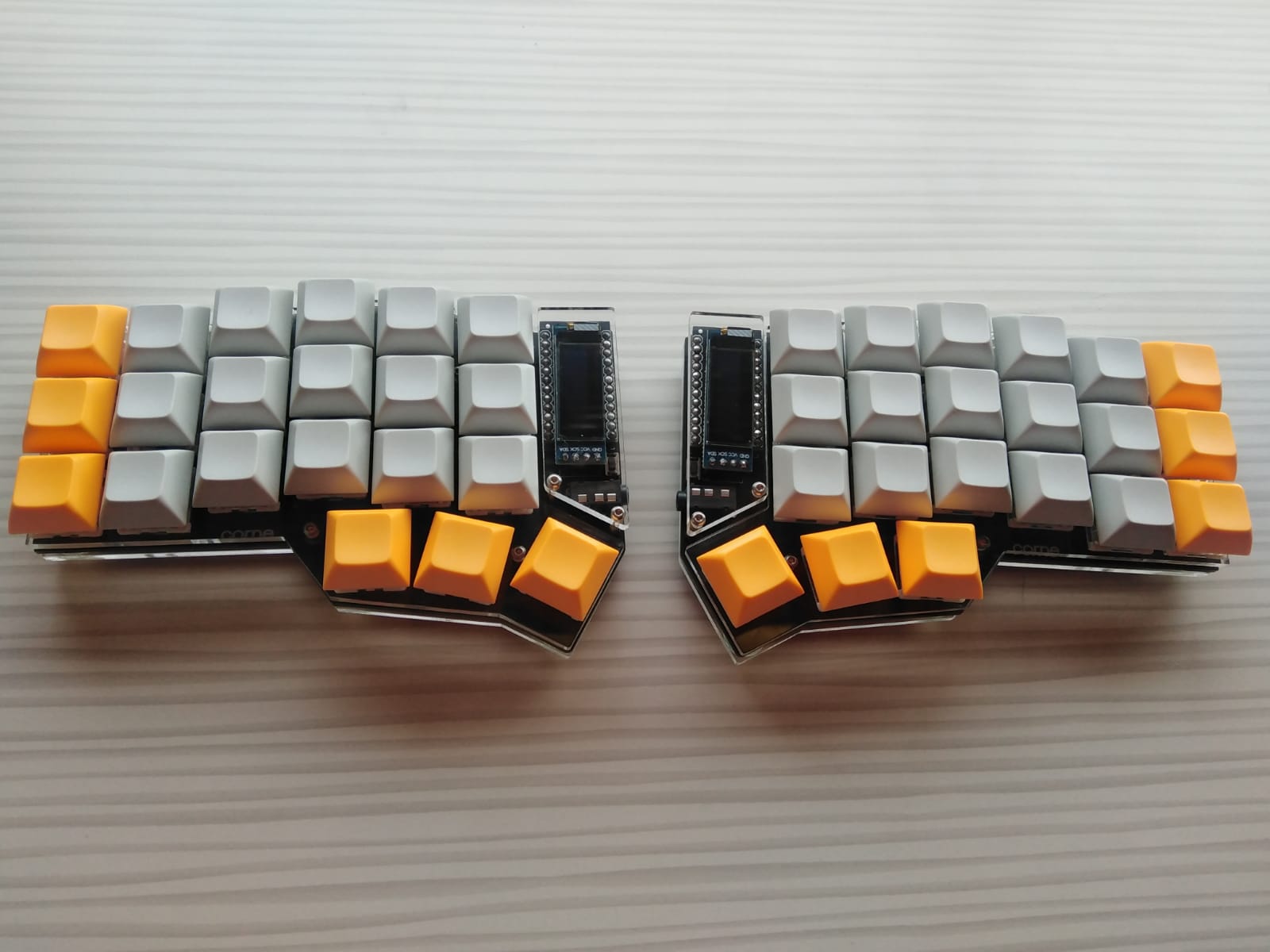 Corne keyboard / crkbd v3.0.1 PCB Game Tech