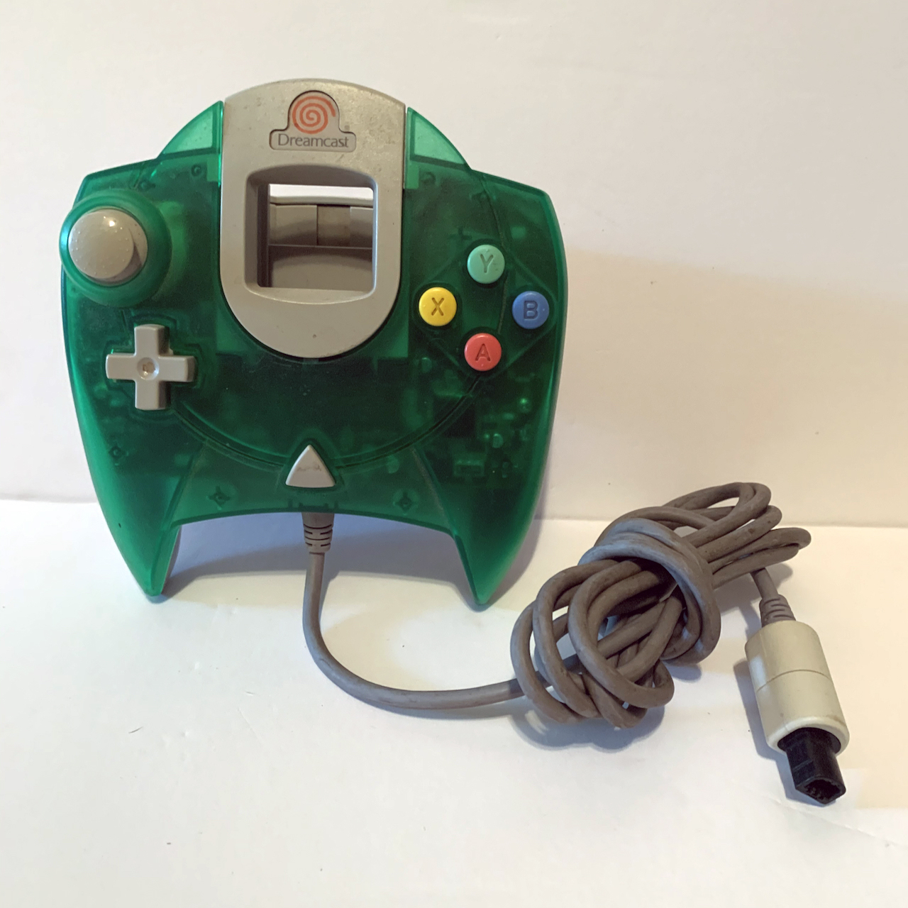 A New Wireless Dreamcast Controller Is Available Now, Also Works On Switch And PC
