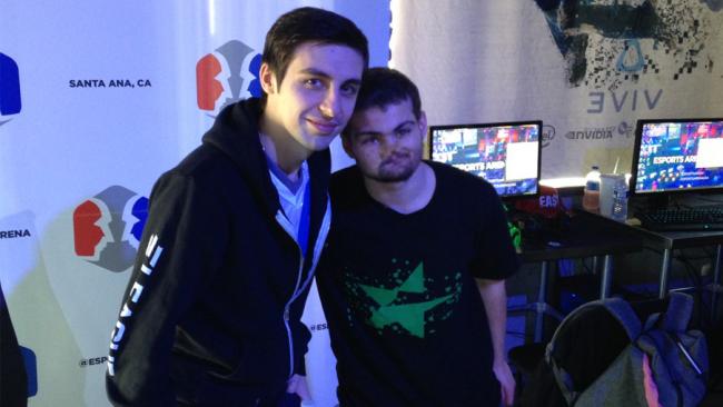 Un joueur CSGO malvoyant et malentendant moqué pour son physique se voit offrir un contrat par