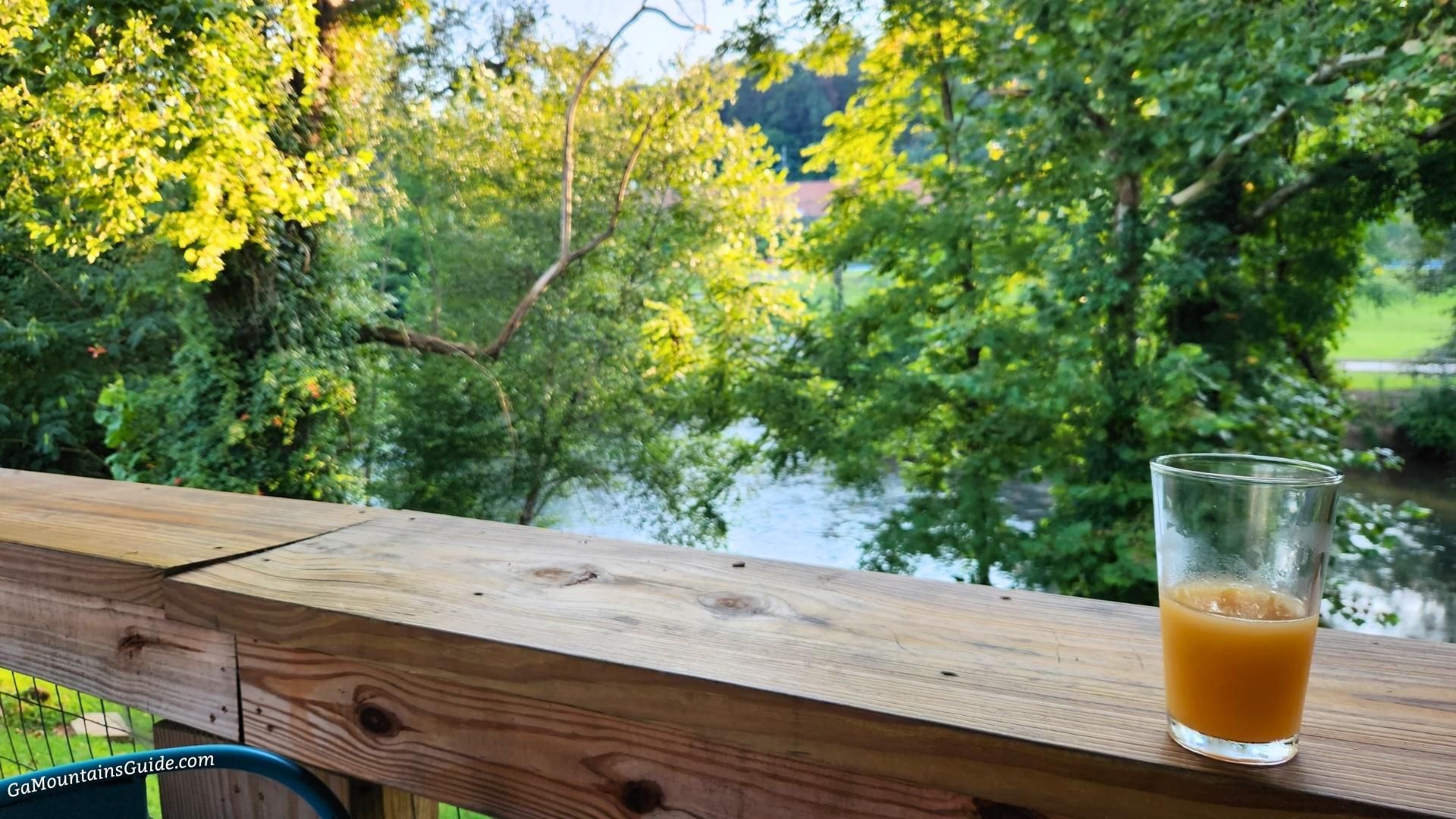 Live Music Venues in Ellijay, 🎵 Ga Mountains Guide