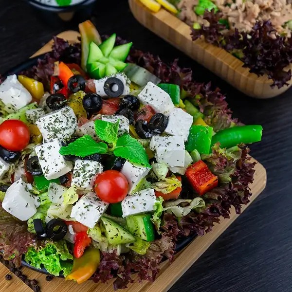 Healthiest best Greek Salad at Gandofly mina