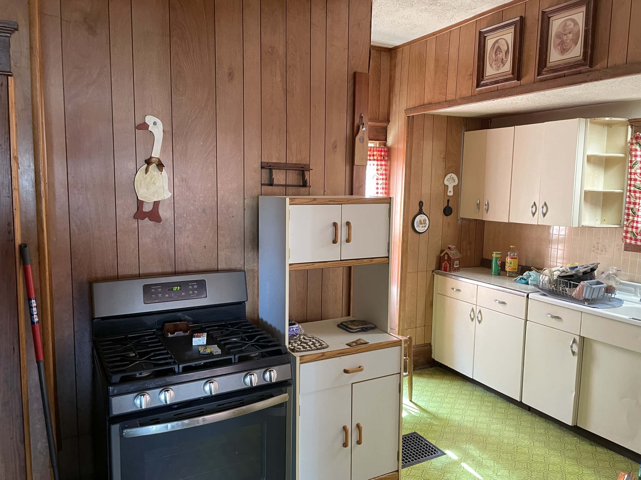 Mackey Real Estate Auction Gant Realty