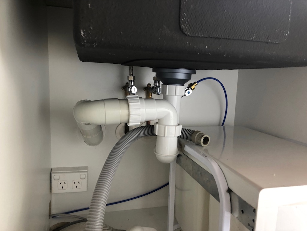 Kitchen sink plumbing Gap Trade Services Plumbing, Drainage, Gas