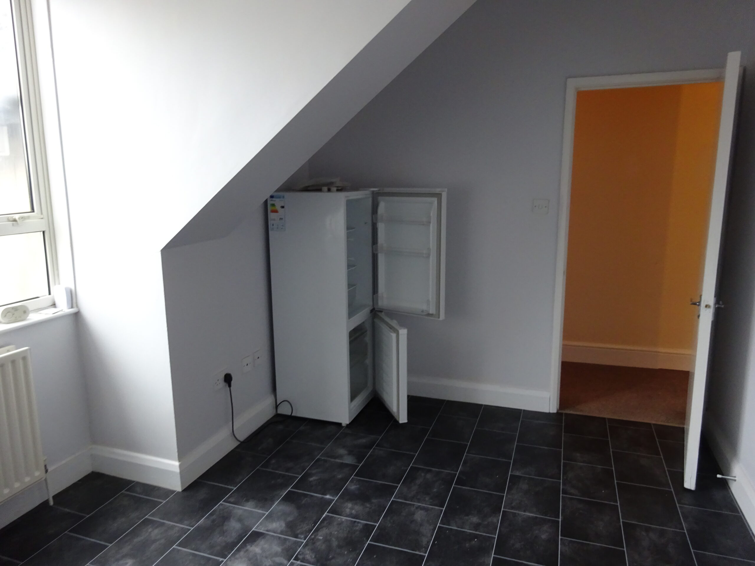 Flat 3 82 High Street Chatham ME4 4DS Paul Higglesden T/A Garratt Anderson & Partners