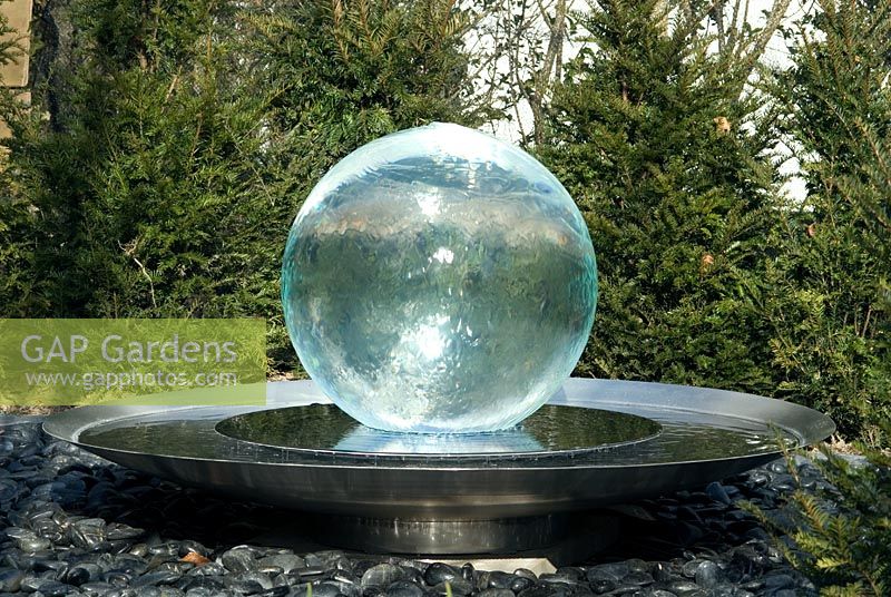 GAP Gardens Allison ArmourWilson's acrylic Aqualens Acrylic ball