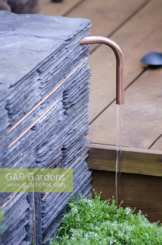 GAP Gardens Slate water feature with copper pipe 'Potential Feast