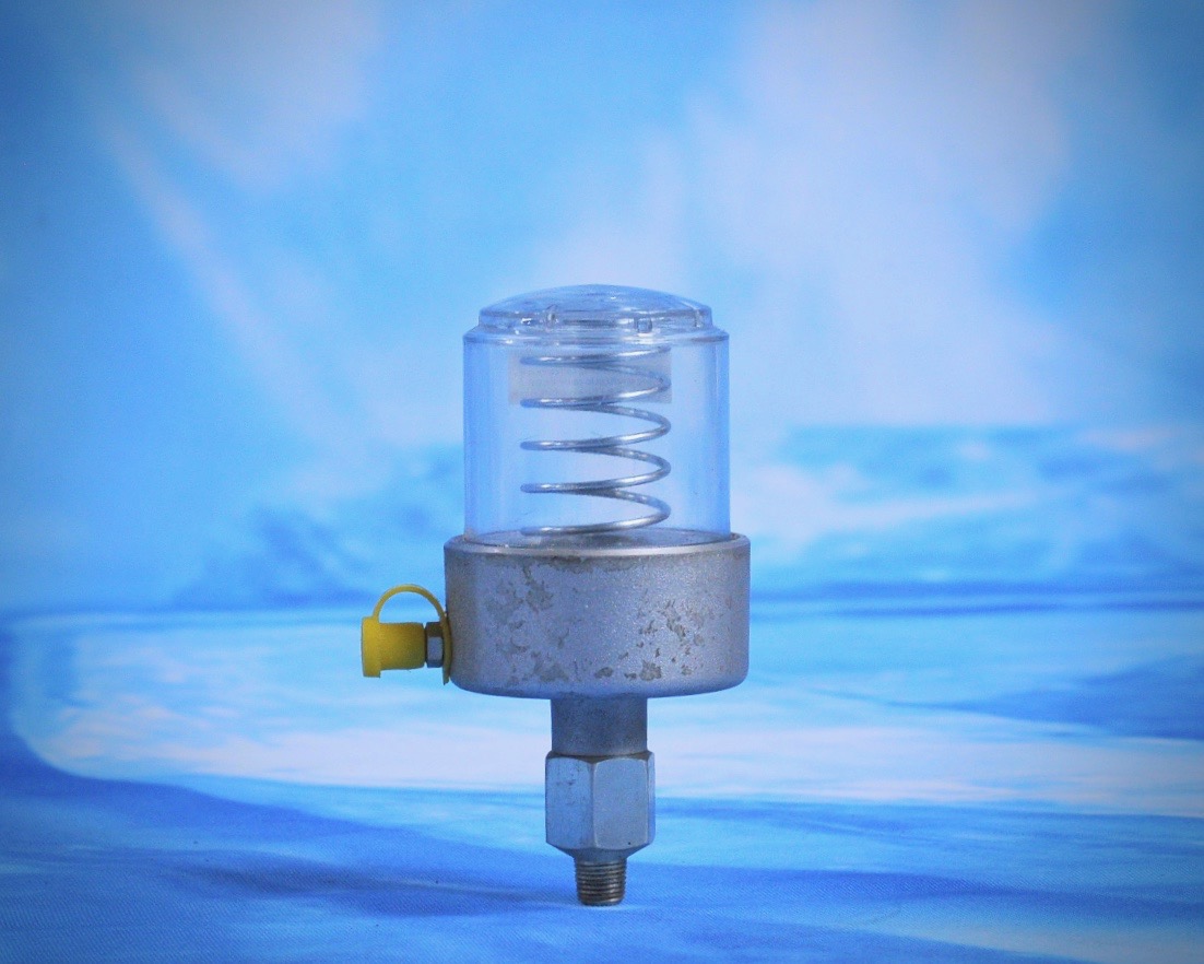 Automatic greaser with 50cc capacity and ¼ ”gas connection Garage and Oil