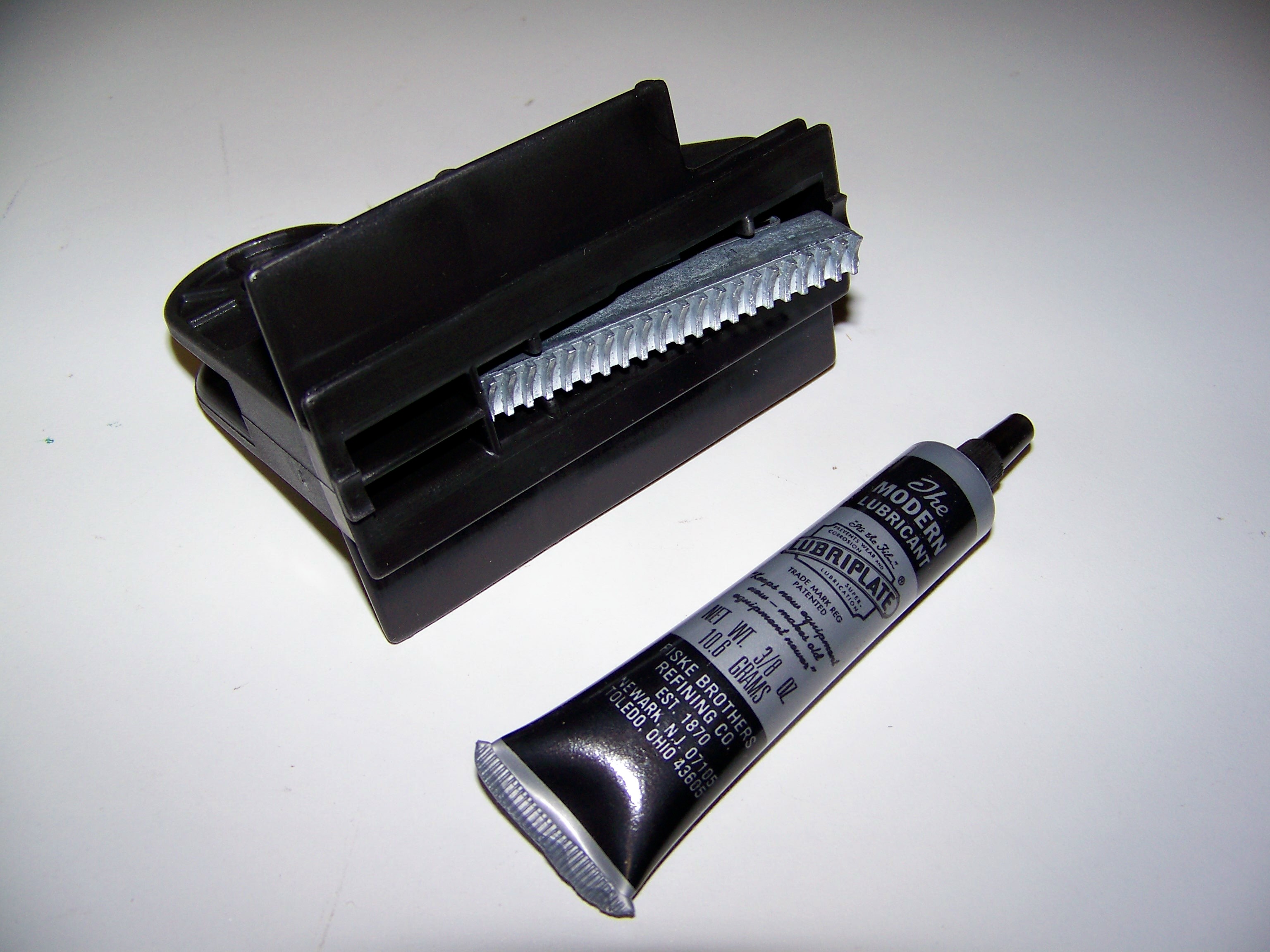 Genie Screw Drive Carriage 36179R 34107R