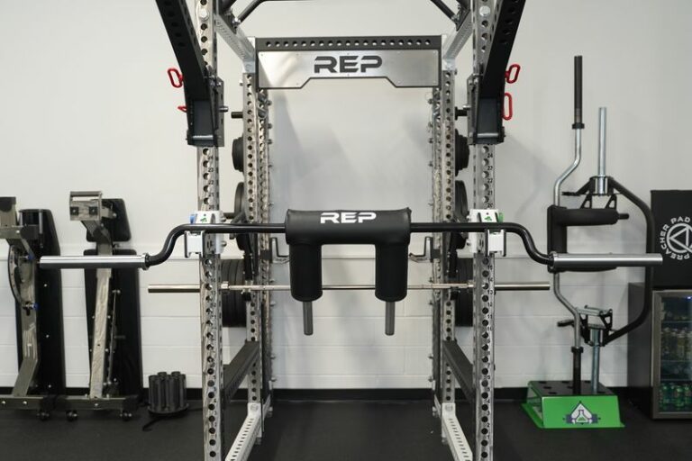 8 Best Safety Squat Bars in 2024 Top Picks for More Comfortable Squats