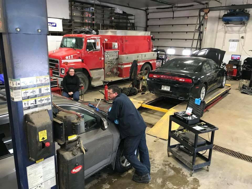 Garage de mécanique auto à SaintMicheldesSaints Garage Mécapro