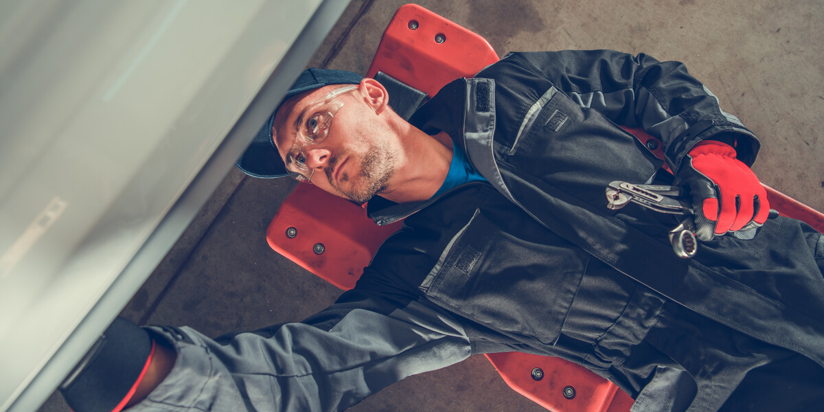 7 Best Mechanic's Creepers to Buy in 2022 GarageSpot