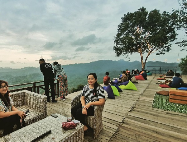Wisata Kalibiru Jogja Spot Foto Panggung Terpopuler Di Kulonprogo