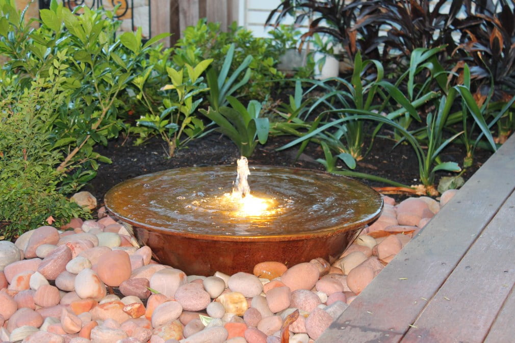 A garden design for a long, narrow site GardenDrum