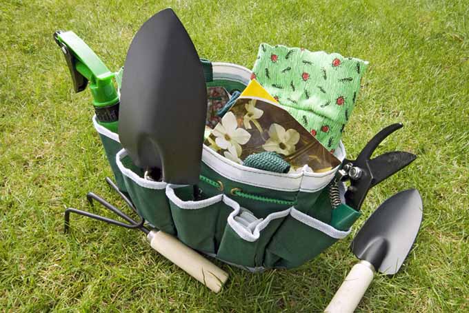 Gardening Tote Bag Cover | GardenersPath.com