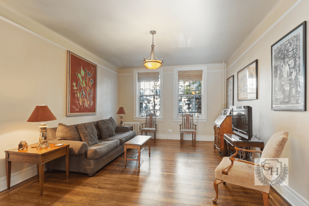 Gracious Garden Apartment At The Greystones Garden Heights Realty