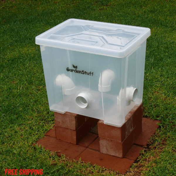 'No Mess' Chicken Feeder 21 litre GardenStuff