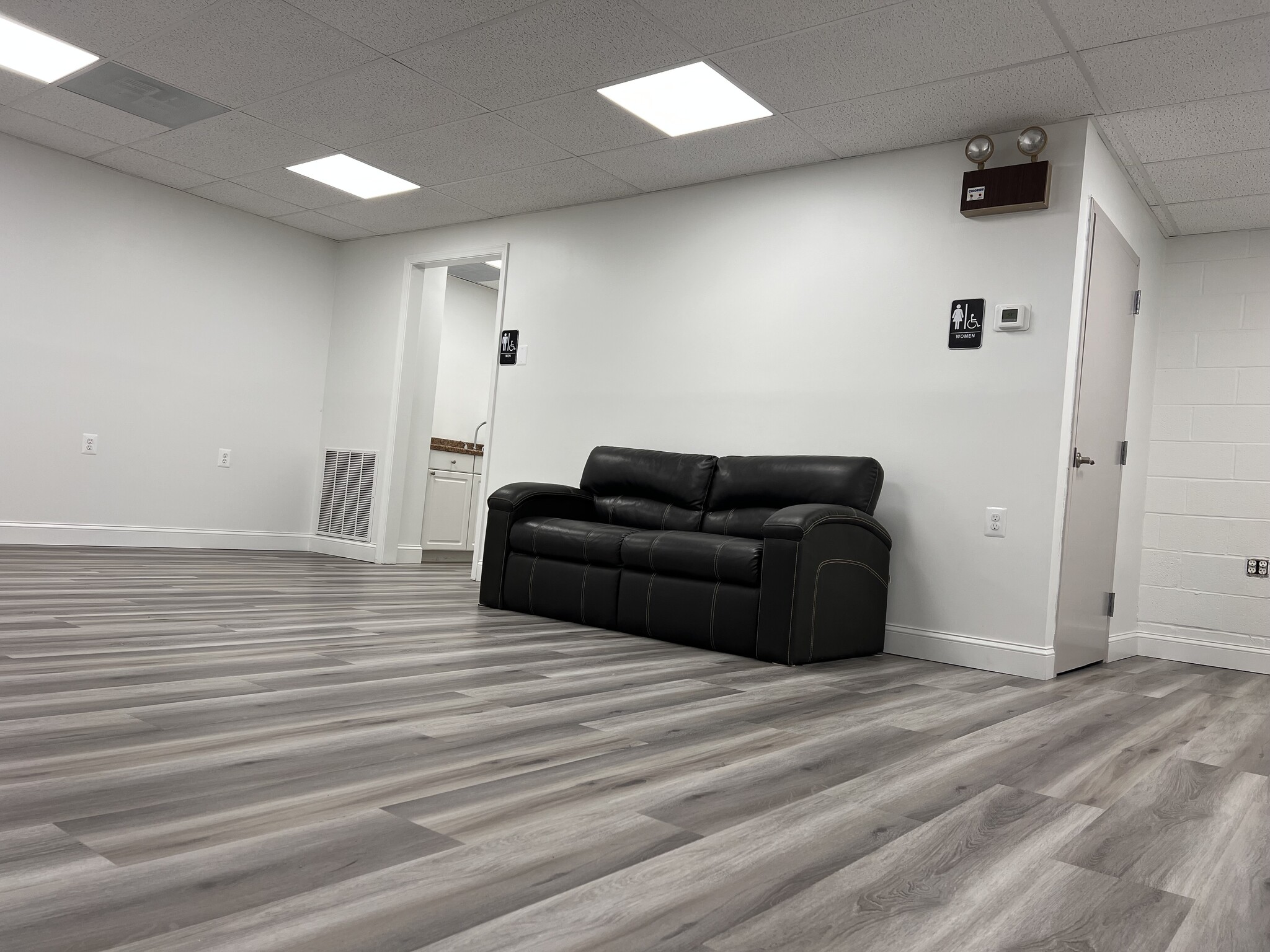 405 Laburnum Rd GARDNER Commercial Realty Commercial Real Estate