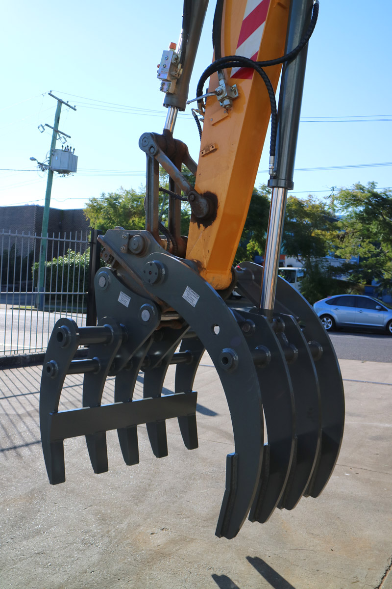 Hydraulic Thumbs & Grabs for Australian Excavators In Sale