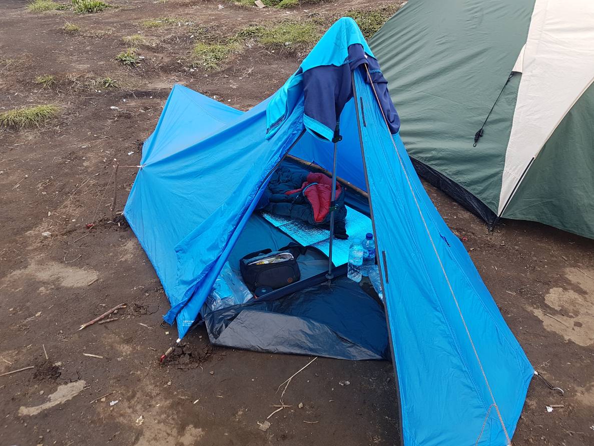 Pengalaman Pertama Nyoba Solo Hike dengan Tarptent Garis Pedestrian