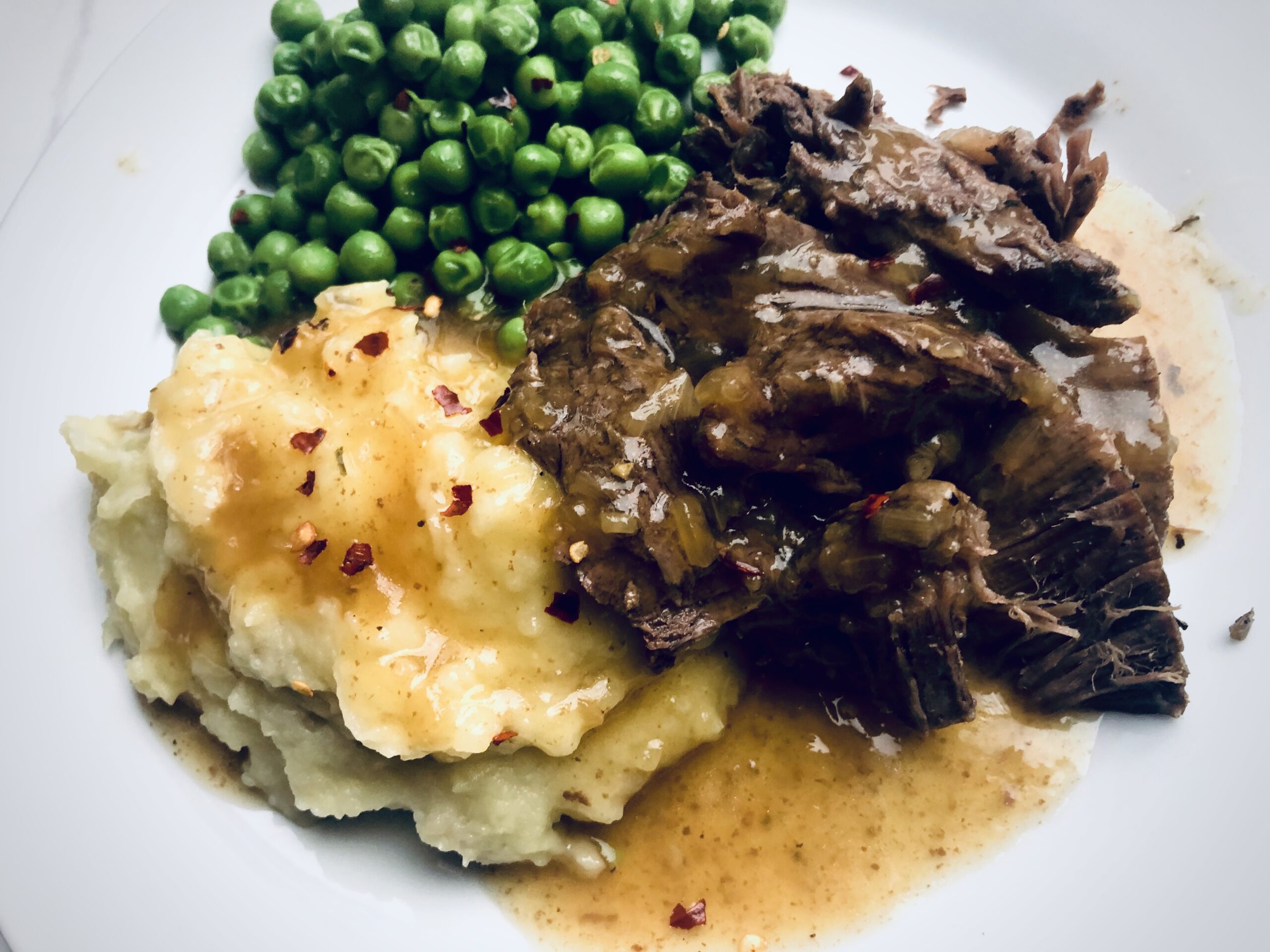 Instant Pot Roast Beef (from frozen) Garnish at Home