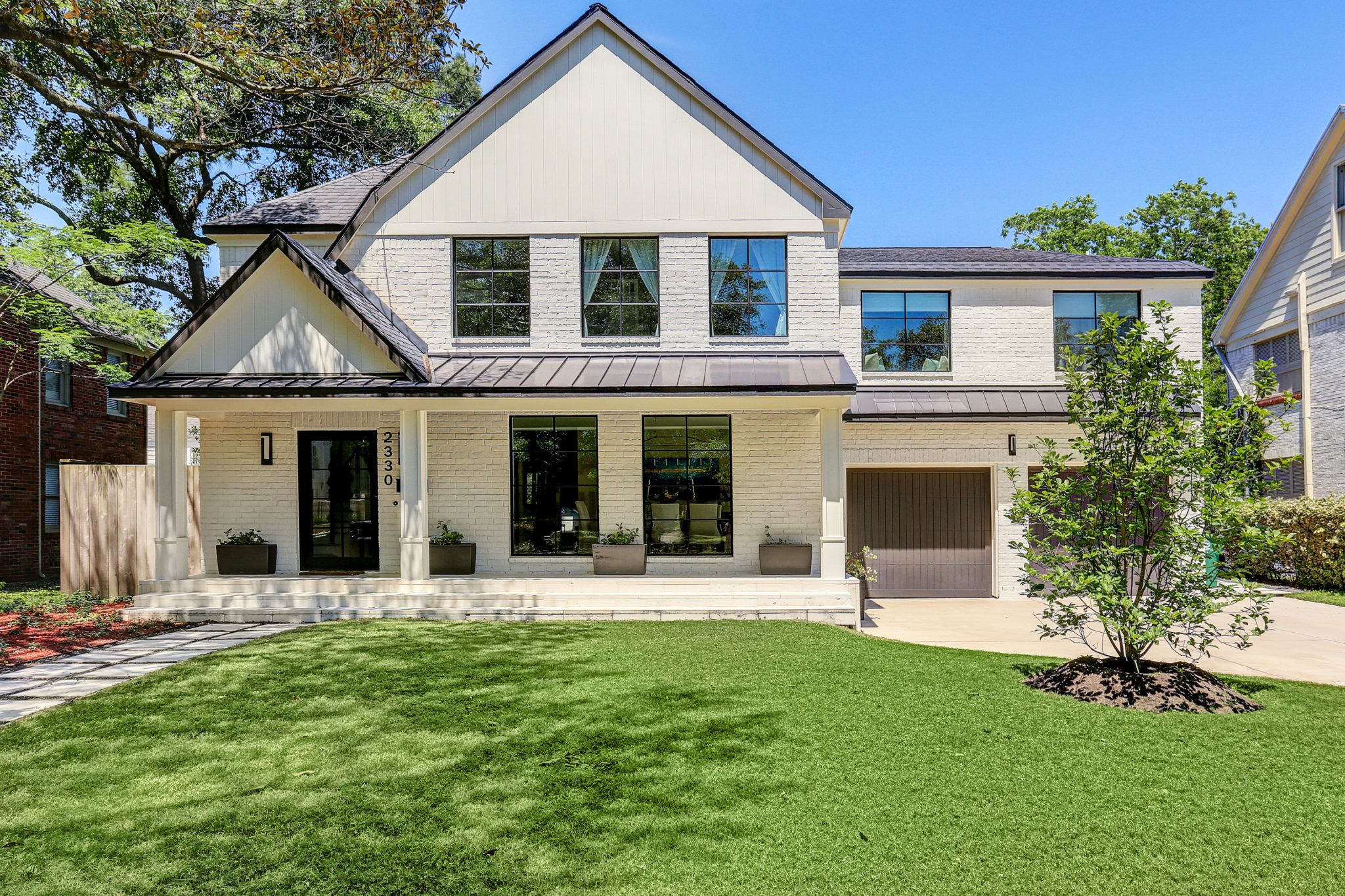 SOUTHAMPTON Garrett Custom Homes & Fine Renovation