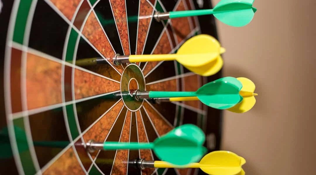 Throwing Darts In The Dark » Gary Norden