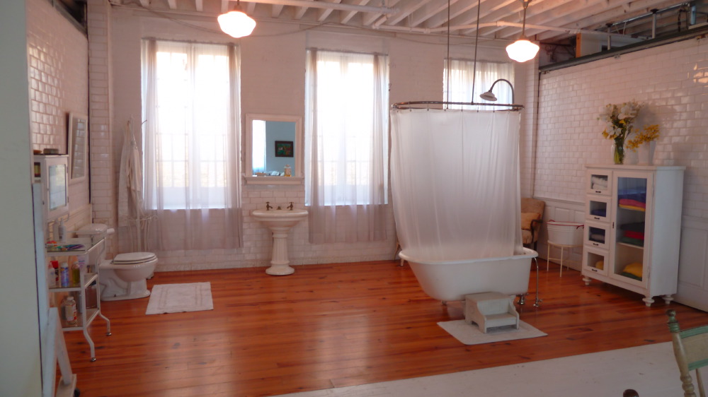 Gary's Lofts Lofts and Studios for still photography, video and film shoots.