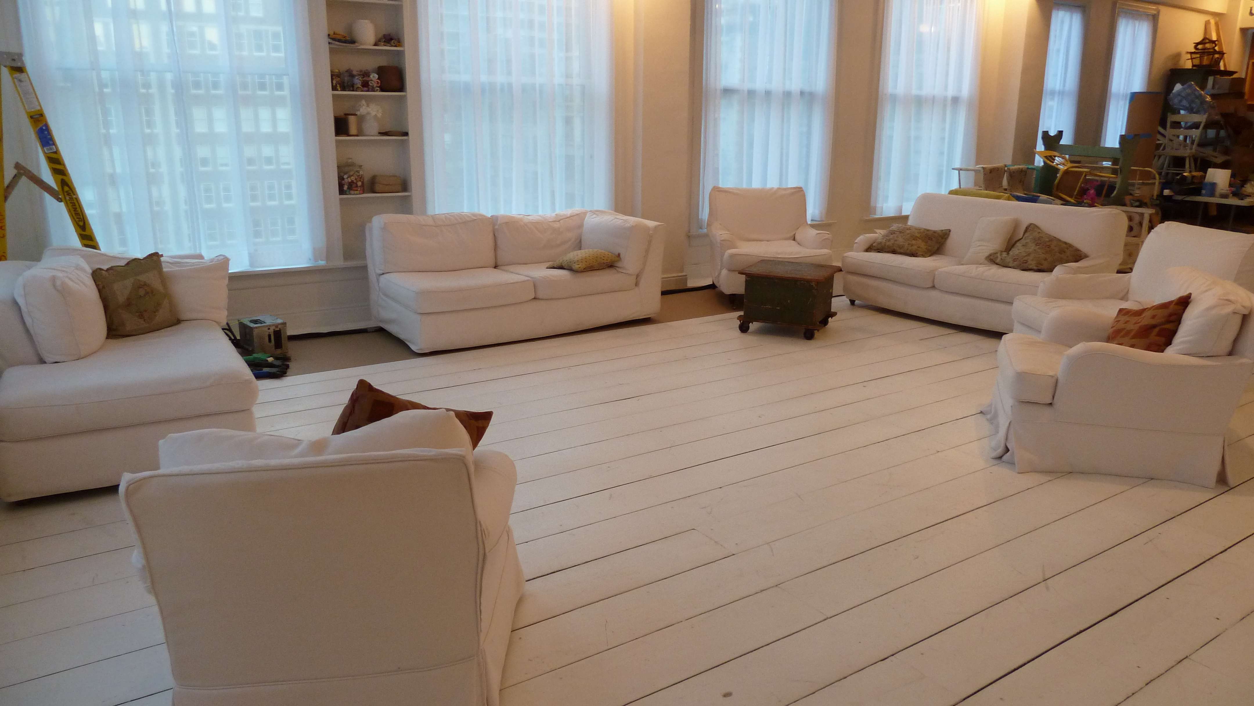 Gary's Lofts Lofts and Studios for still photography, video and film shoots.