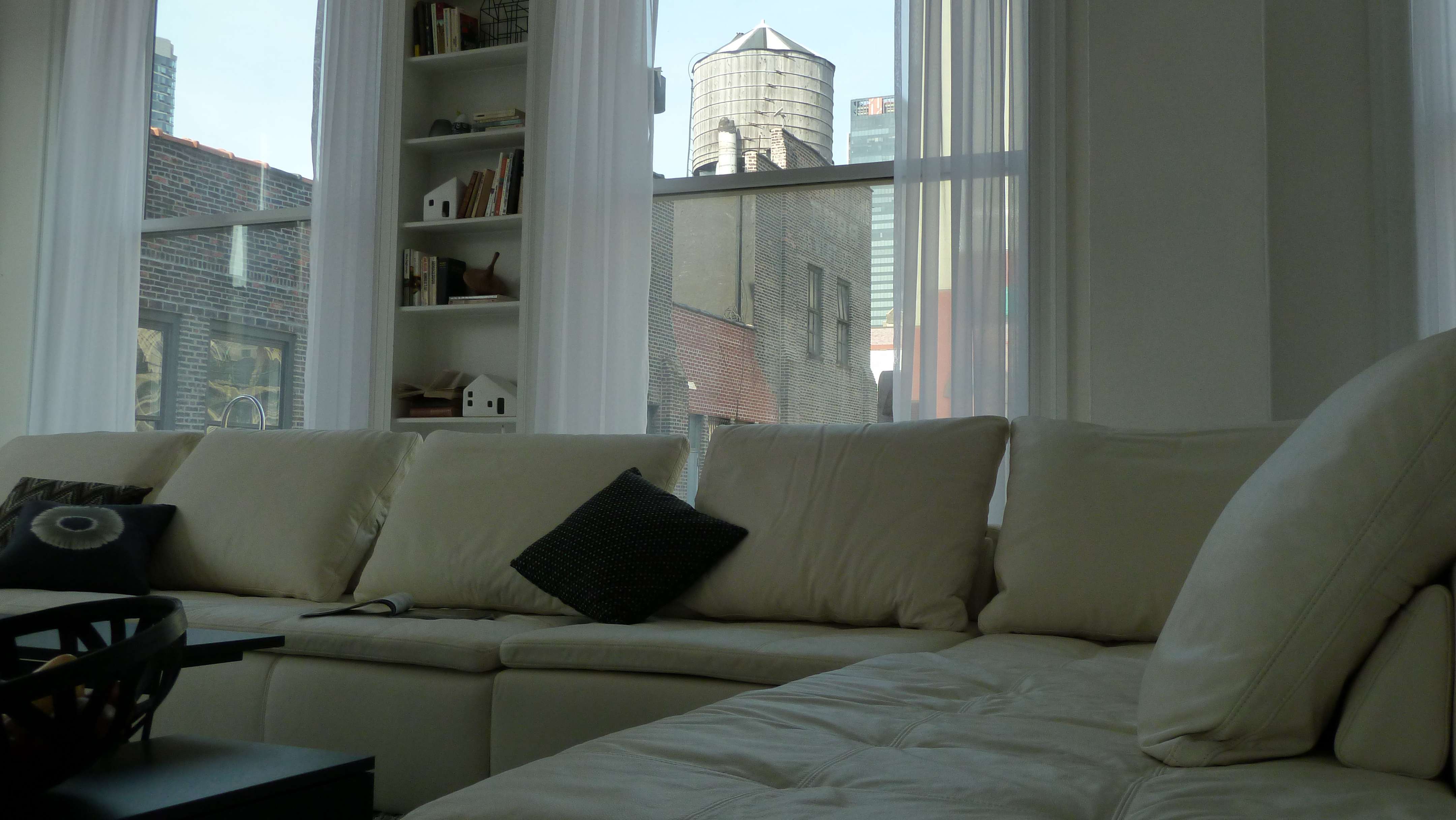 Gary's Lofts Lofts and Studios for still photography, video and film shoots.