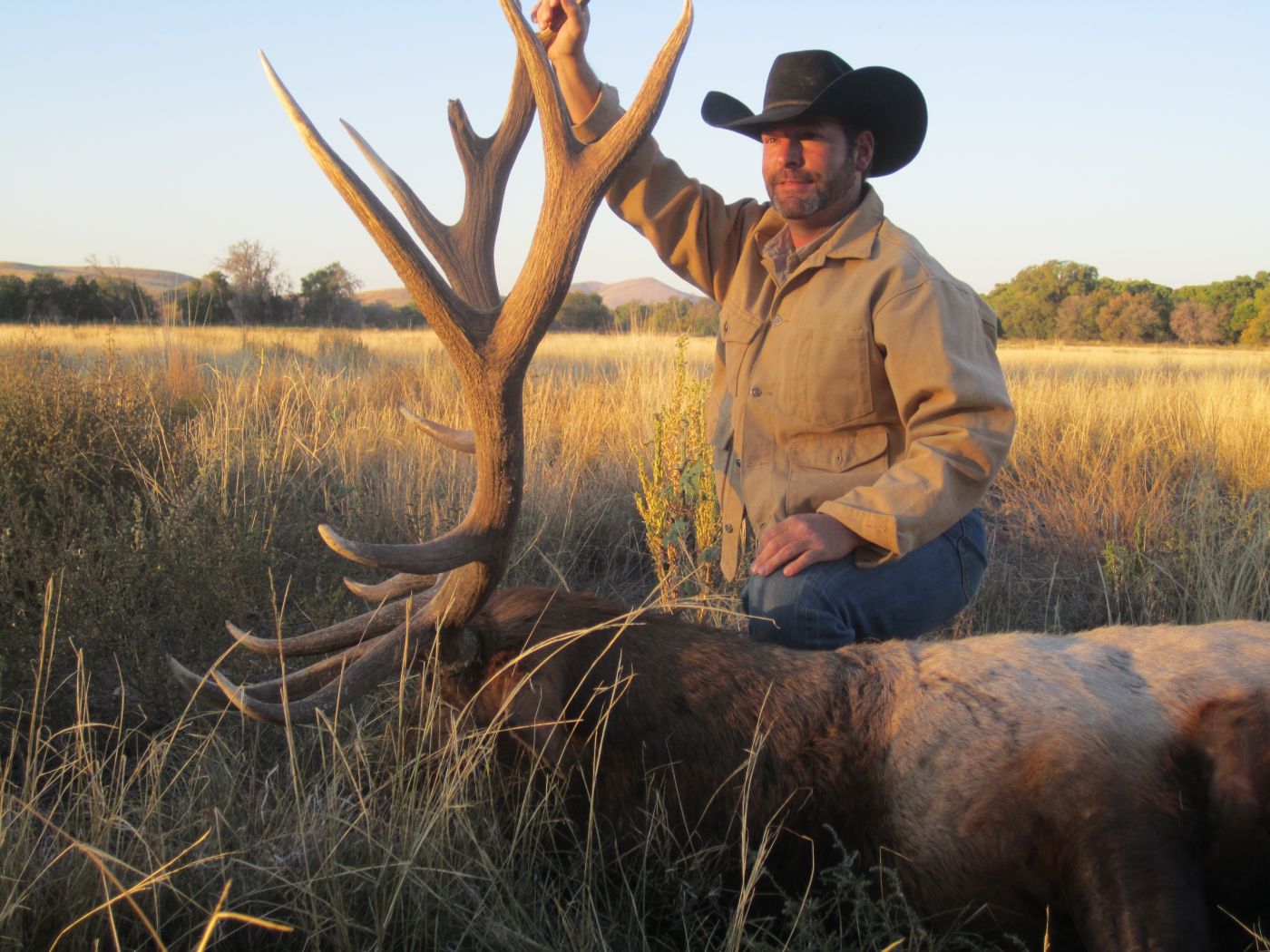 New Mexico Trophy Elk Hunting Professional Hunting Guide Gary b