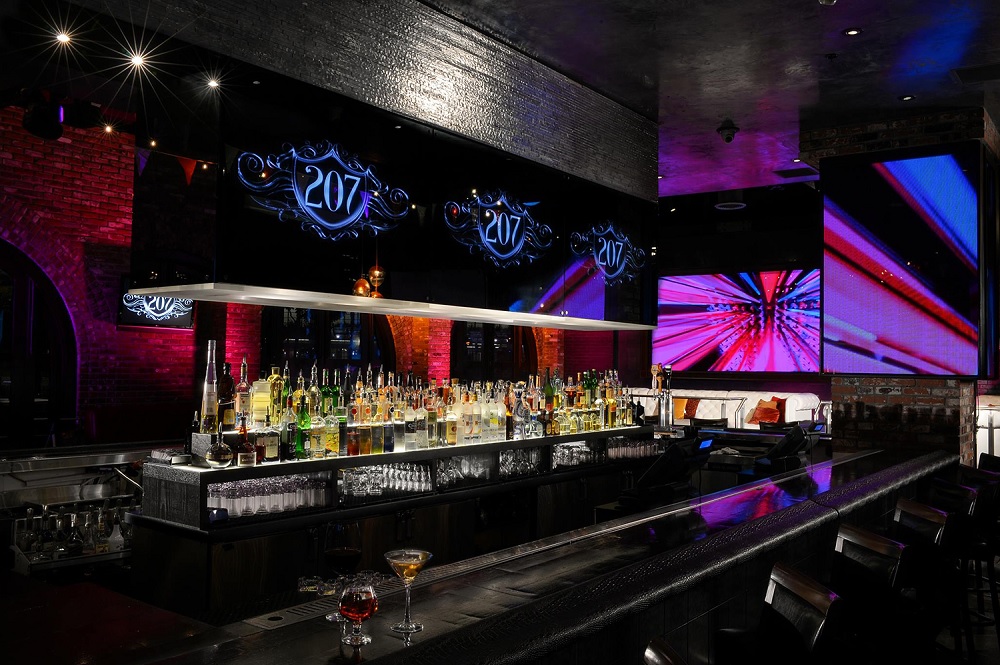 Gaslamp Quarter Downtown San Diego Dining, Events, Shopping, & More