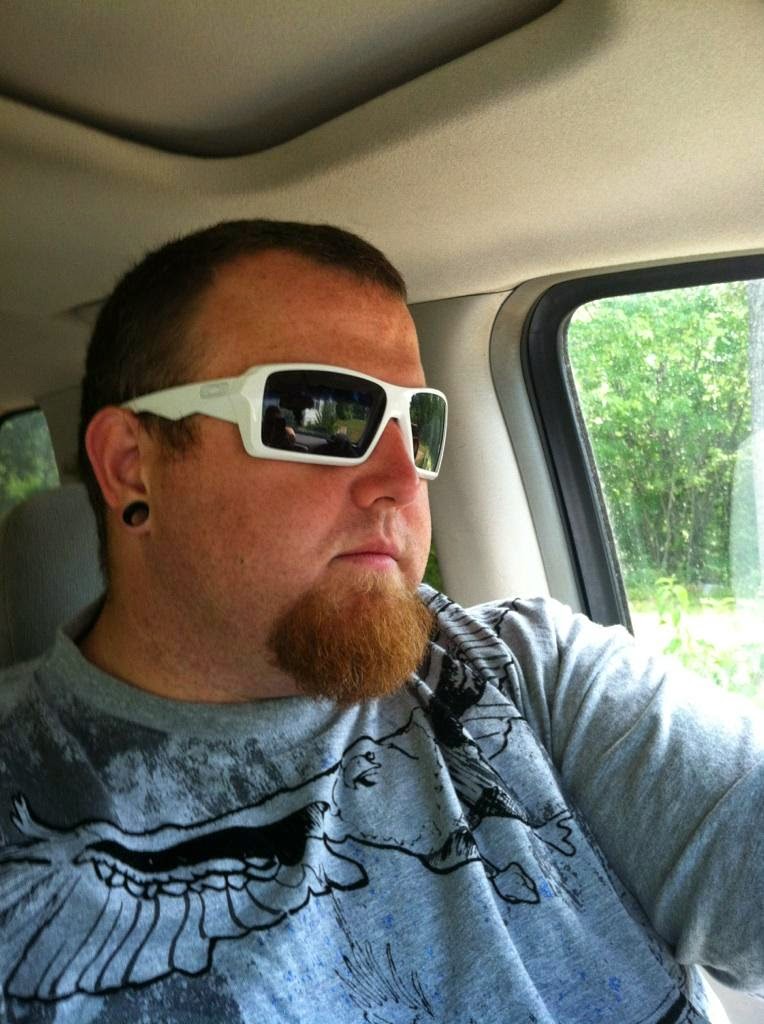 Aprender acerca 47+ imagen oakley guy Abzlocal.mx