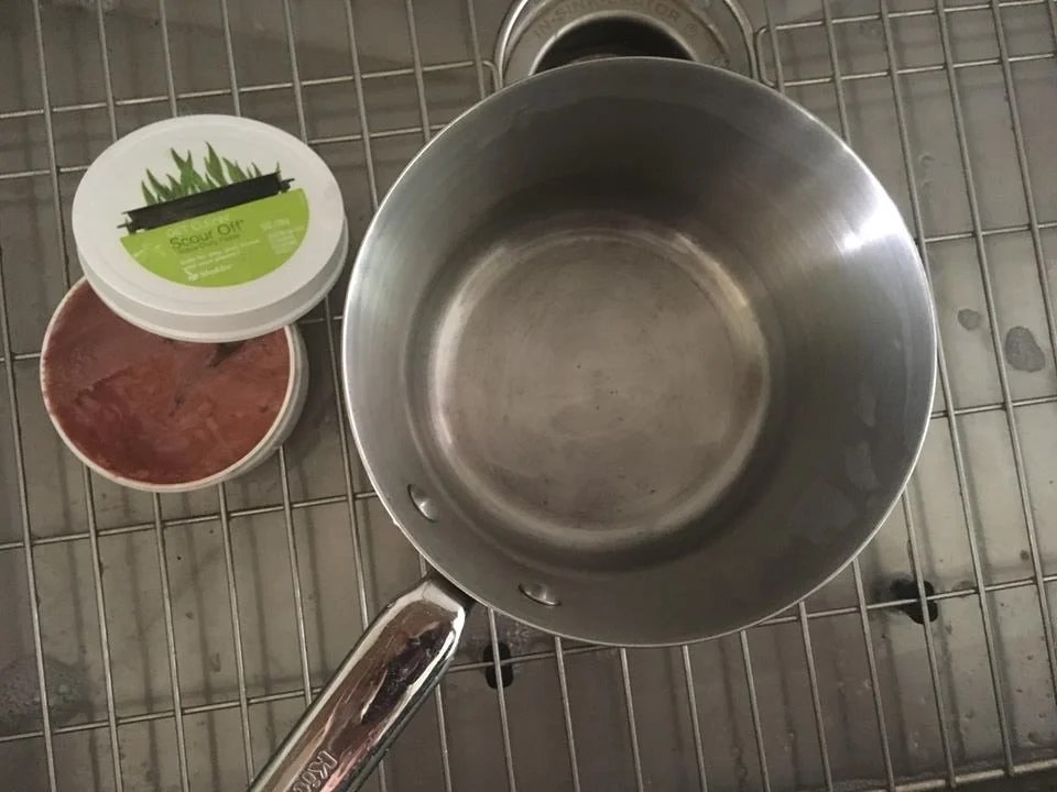 How to Remove Burnt Food From Pots and Pans Gathered In The Kitchen