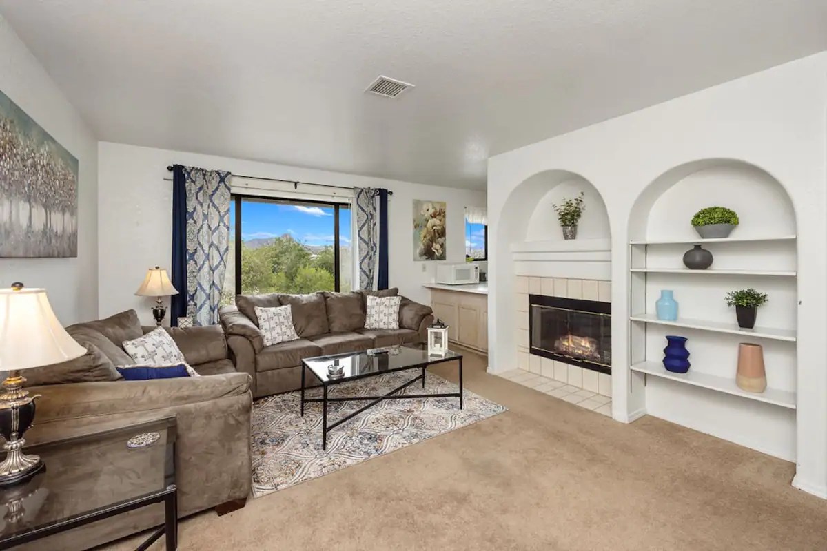 Downtown Digs C Gathering Places Airbnb Vacation Rentals Prescott, AZ