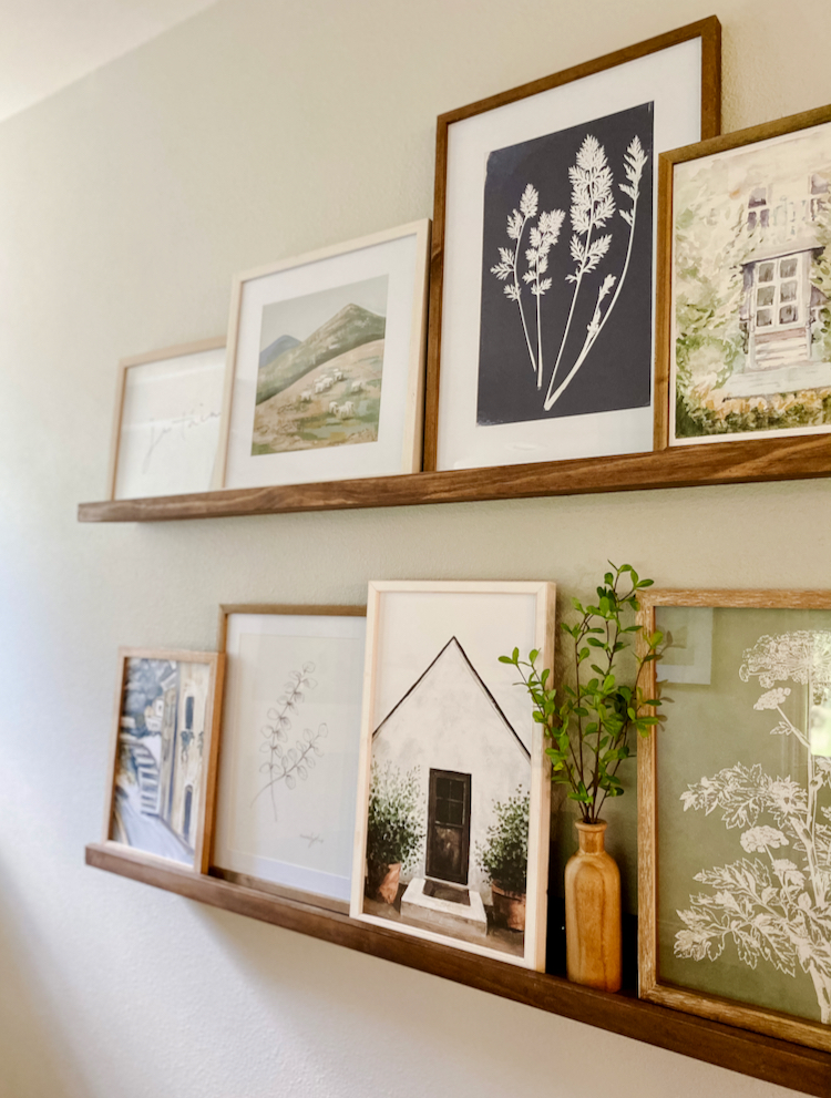 DIY Wooden Picture Ledge