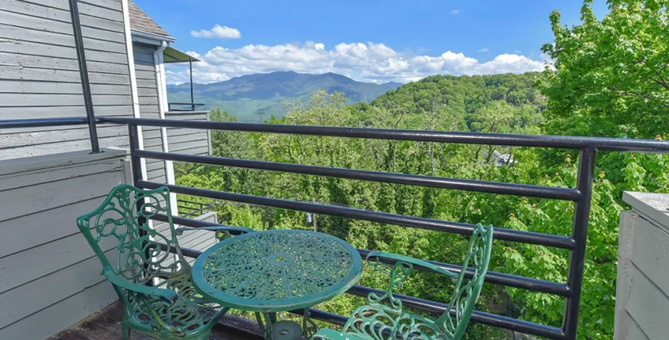 Gatlinburg Summit Luxury Condo Rentals in the Smokies Vacation