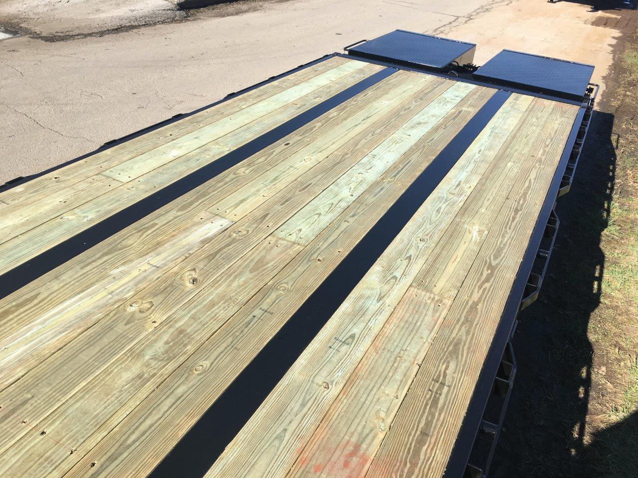 Gooseneck 30k TriAxle Gatormade Trailers