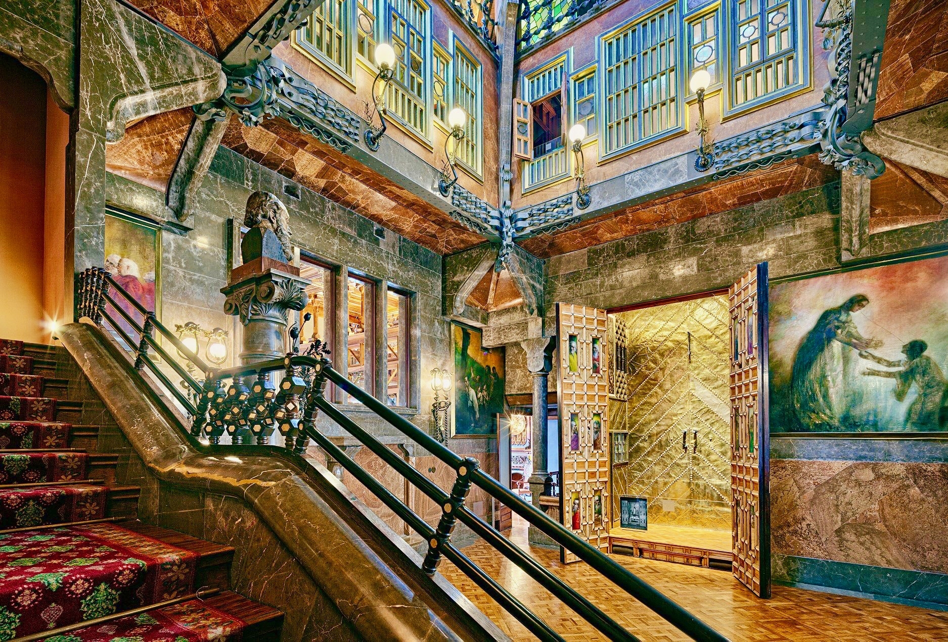 Gaudi Designer Palacio Güell > Album Noble Salon