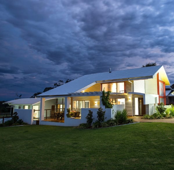 Contemporary Hot Climate Hillside House Gavin Dale Design