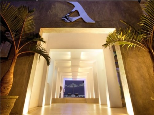 Entrance to Cantaloupe Aqua Galle