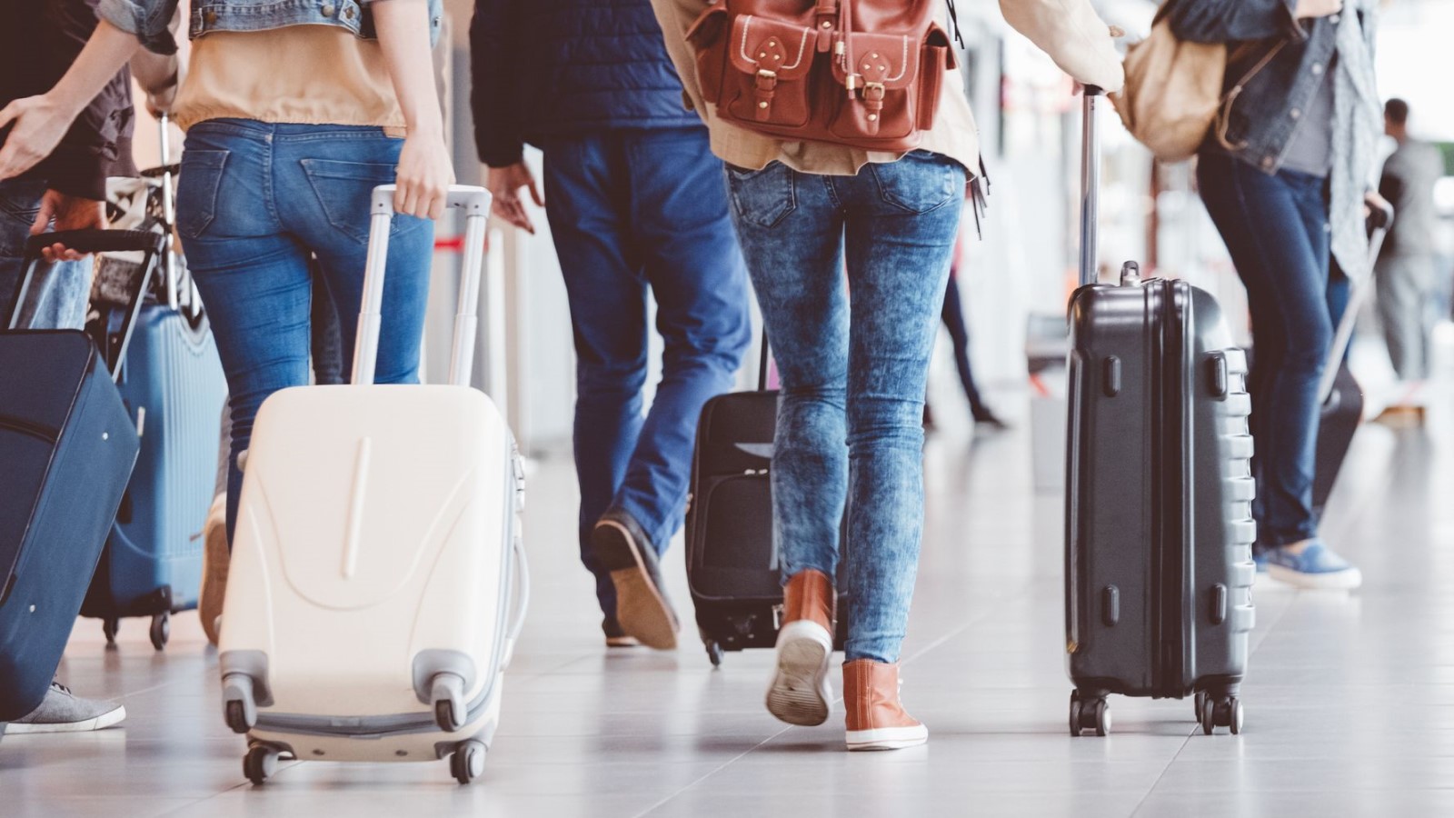 All You Should Know About Carryon Luggage Rules on Flights Gazettely