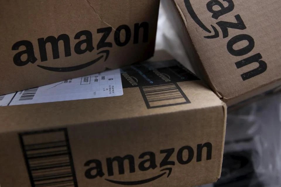Amazon Delivery Man Gets Fired After Stealing Package