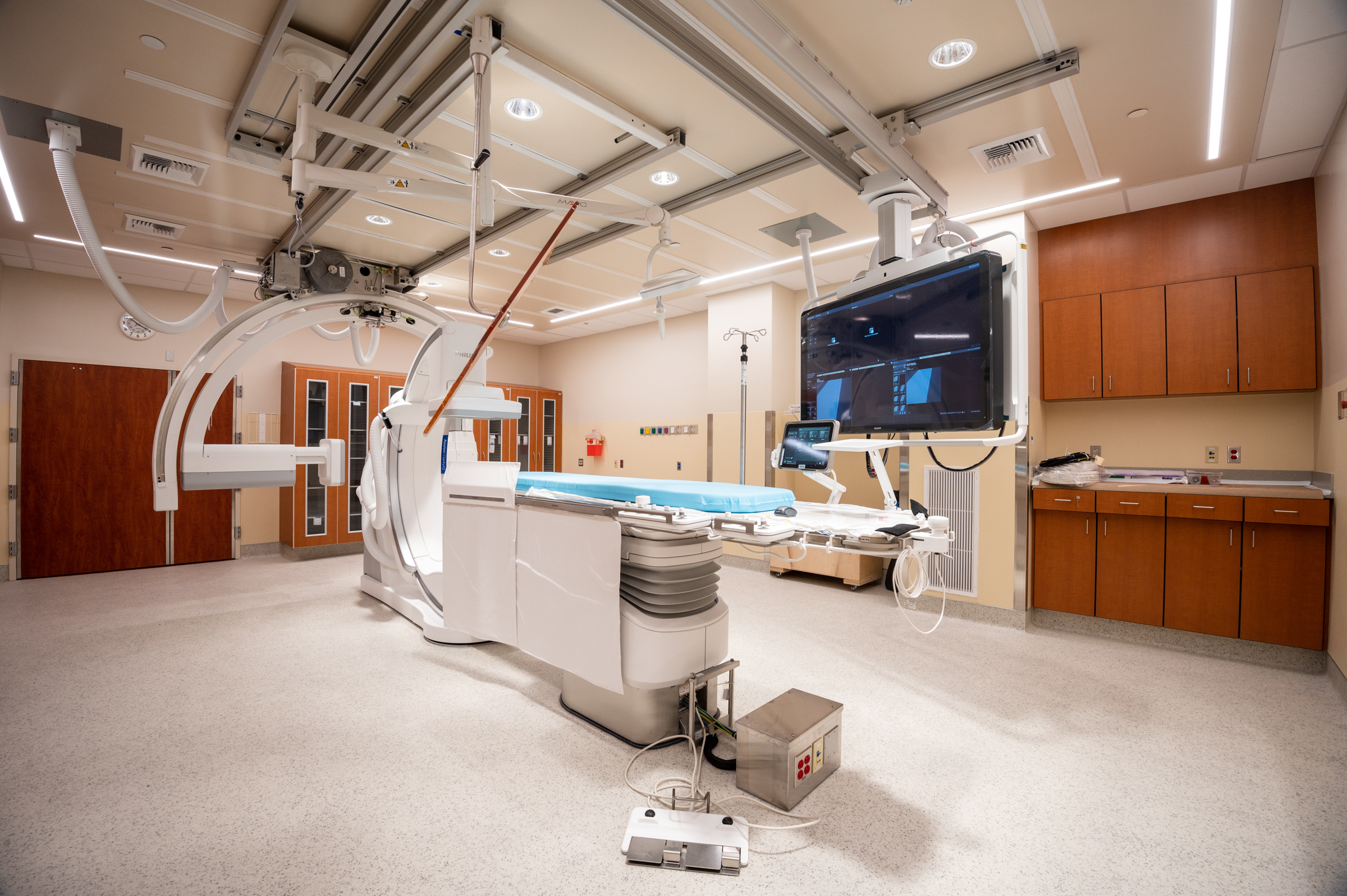 PeaceHealth Riverbend Neuro Cath Lab GBC Construction