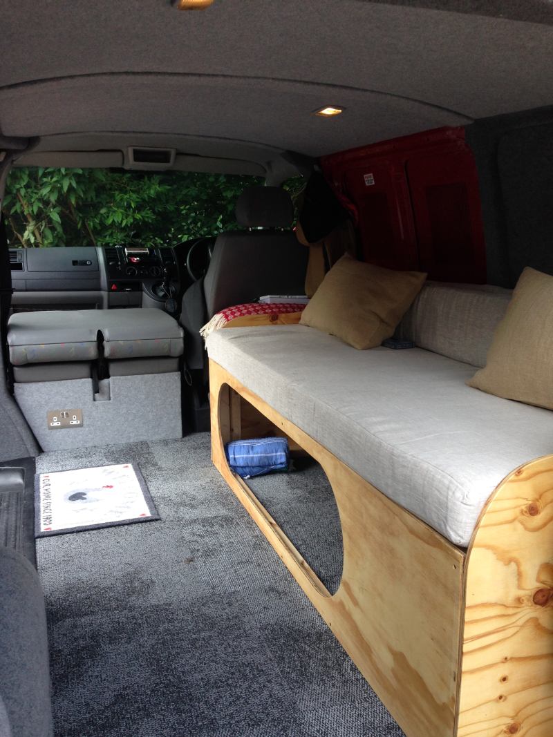 Bed VW T5 Campervan
