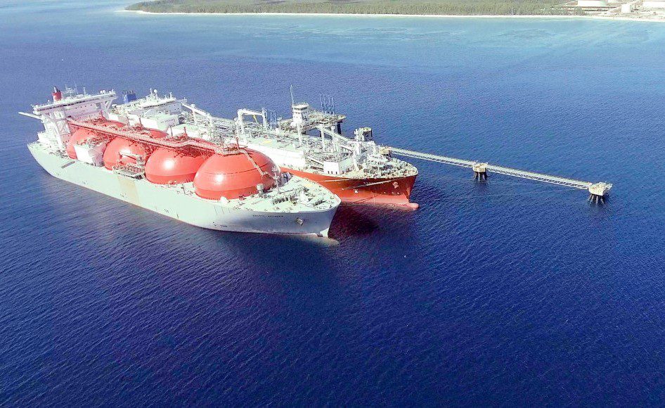 Excelerate Energy Claims First Ship toShip Transfer of LNG in The