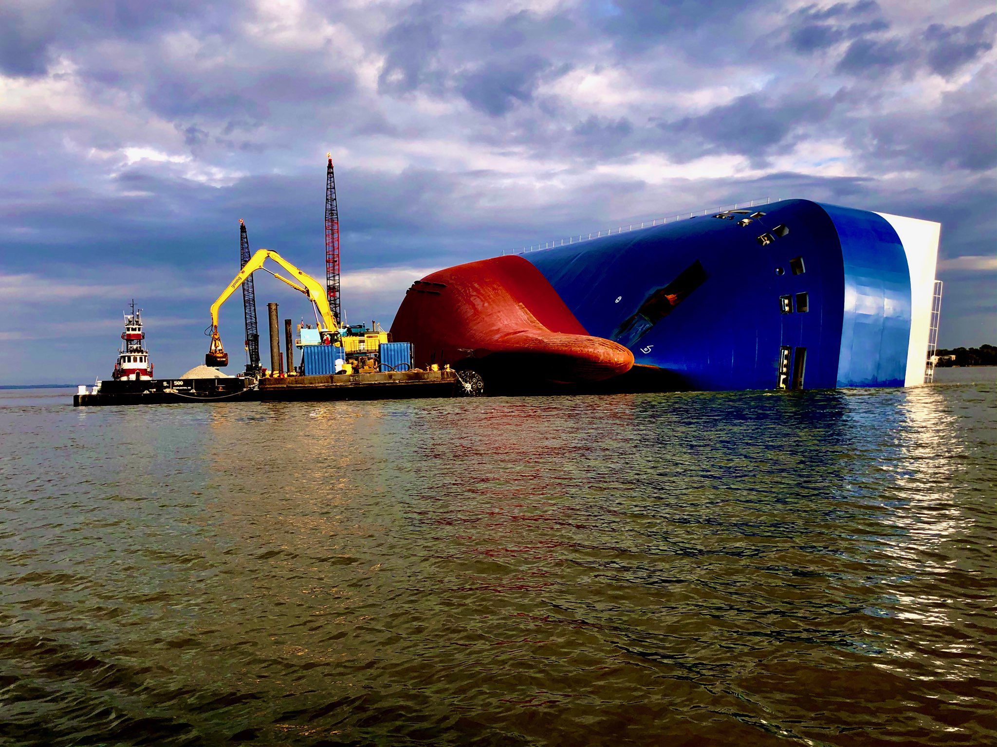 Golden Ray Salvage Environmental Barrier to be Built Around Wreck